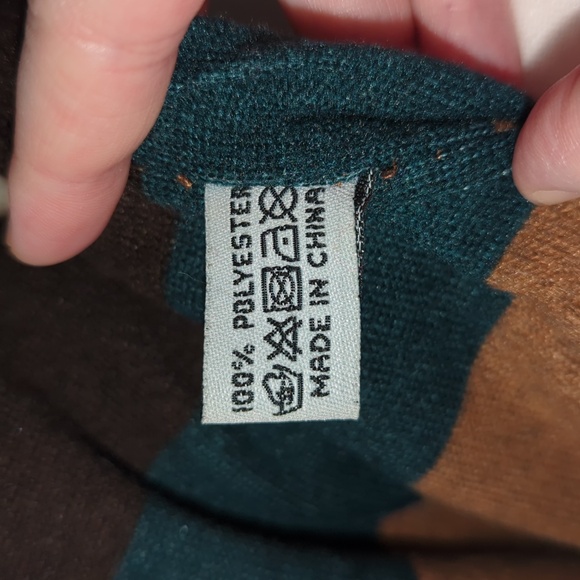 Colorblock Infinity Scarf - Picture 9 of 11